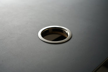 LINAK hæve-sænkebord 180×80 – Sort linoleum