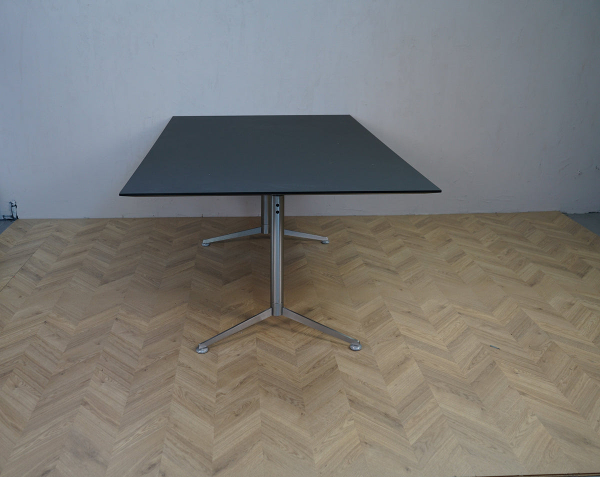 Paustian Spinal mødebord 190x120 | Sort linoleum