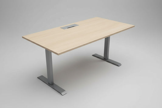 Conset hæve-sænkebord 160x80 i egetræ farve set fra siden med elegant design og elektrisk højdejustering.