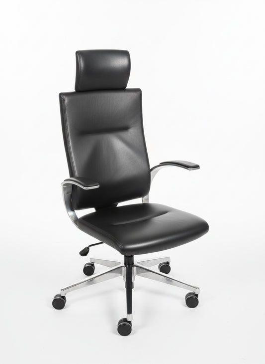 Dauphin lederkontorstol i sort læder med høj ryg, nakkestøtte og krom stel set forfra.