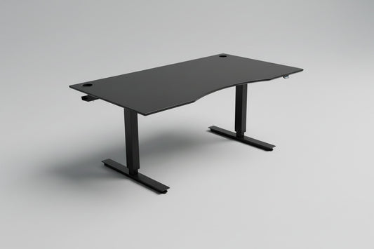 EFG hæve-sænkebord 160x90 cm med sort linoleumsbordplade, mavebue, sort stel, 2 kabelgennemføringer og sort kabelbakke set forfra.