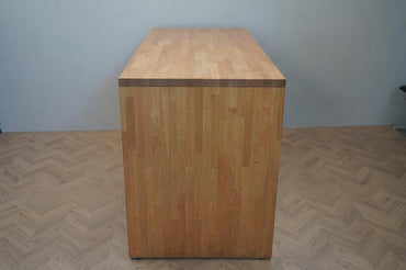 Fumac højbord 180x80 cm i træfarve med gavle set fra siden