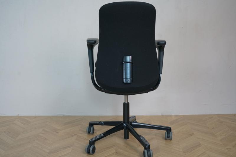 Bagside af HÅG SoFi kontorstol i sort – stilfuld og funktionel ergonomisk kontorstol