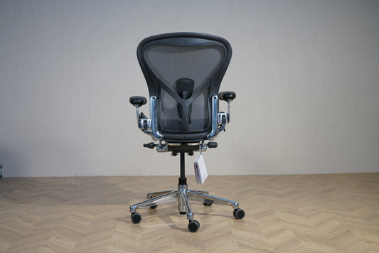 Herman Miller stol bagfra