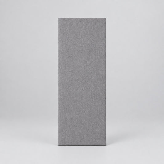 Holmris B8 bordskærm 160x65 cm i gråbrun til skrivebord og kontor – set forfra