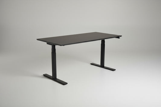 Holmris B8 hæve-sænkebord i sort linoleum 180x80 cm set fra skrå vinkel