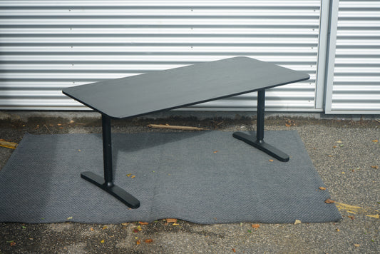 Sort IKEA Bekant arbejdsbord – skrivebord til kontor 160x80 cm