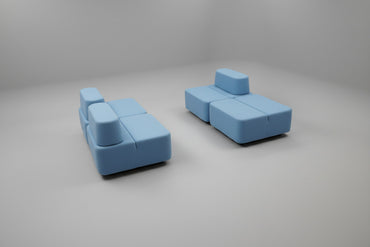 Martela Movie modulsofa set fra siden med blå polstring og modulopbygning