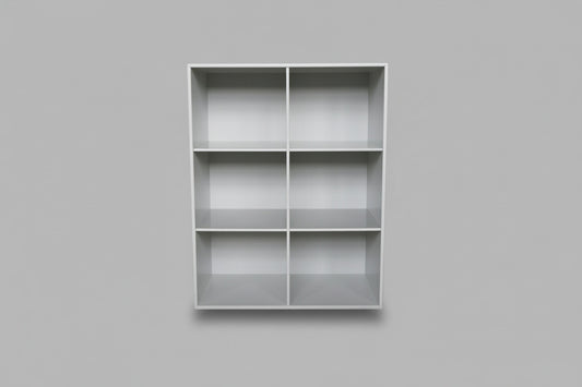 Montana reol med 6 rum set forfra i klassisk og eksklusivt design