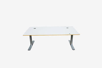 Holmris B8 Hæve-sænkebord 180x90 – Hvid Laminat
