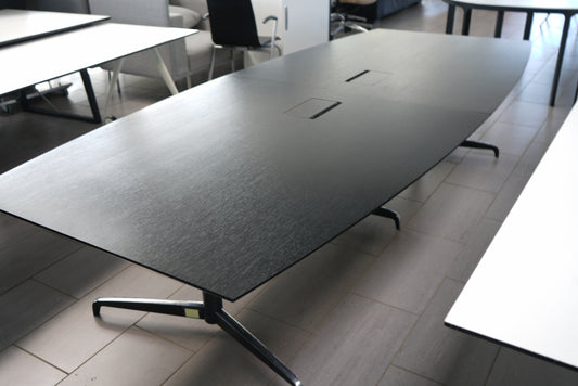 Holmris Genese tøndeformet konferencebord – 300x130 i sort
