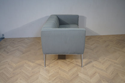 Arper Sean 2-personers sofa fra siden – minimalistisk lounge sofa til kontor og reception