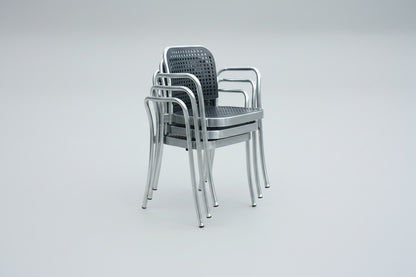 Stablede De Padova Silver stole med armlæn i sort plast og aluminium