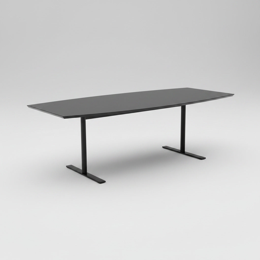 Dencon Delta mødebord 240x120 cm med sort linoleum, affaset kant og sort stel set skråt