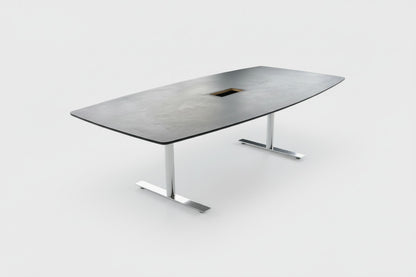 Dencon tøndeformet mødebord 240x120 cm i sort linoleum med krom stel set forfra