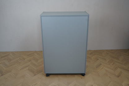 EFG kontorskab i lysegrå med hjul – bagbillede, 120x80x40 cm