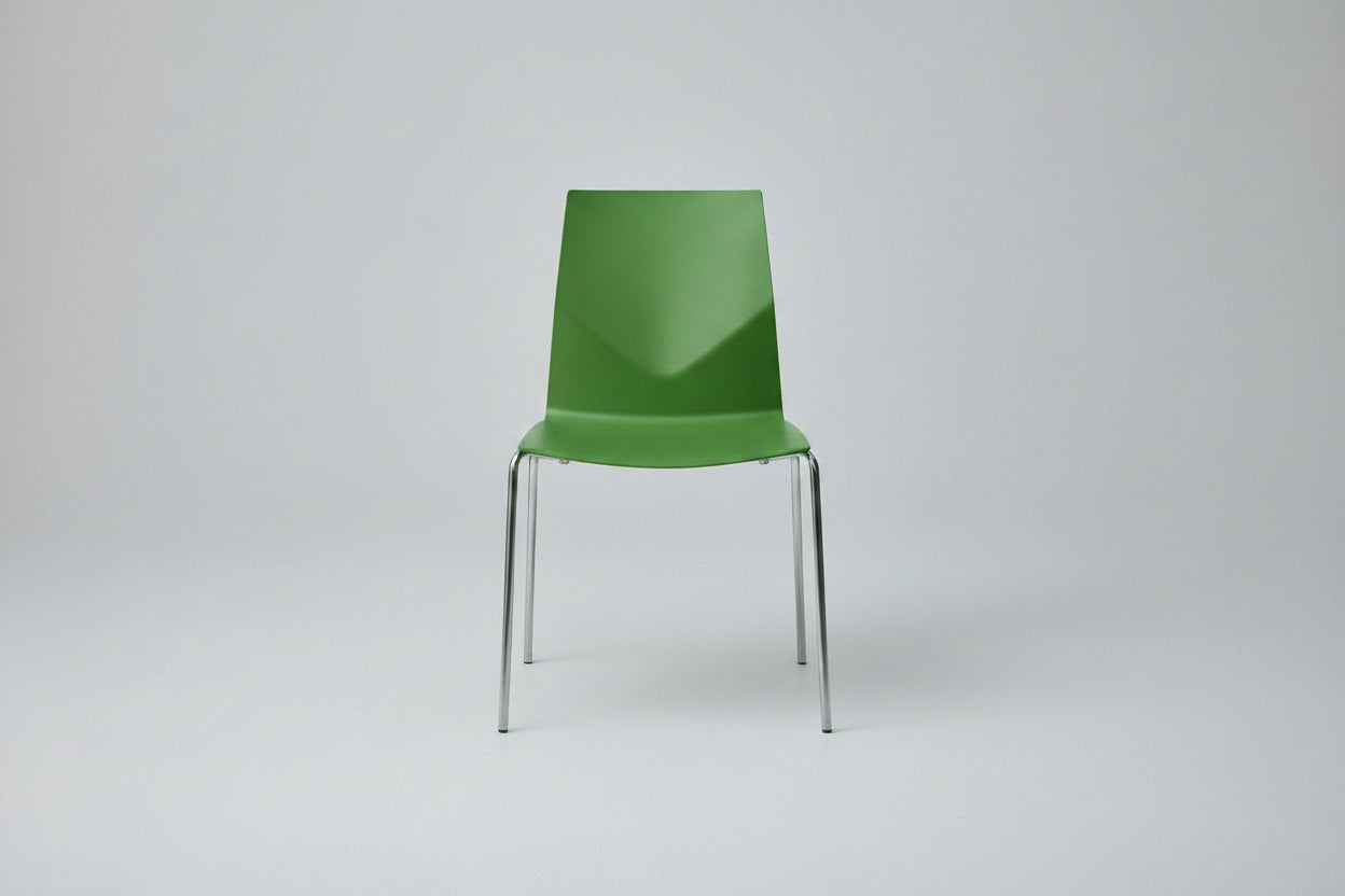Grøn Four Design FourCast mødestol med plast sæde og ryg samt krom stel