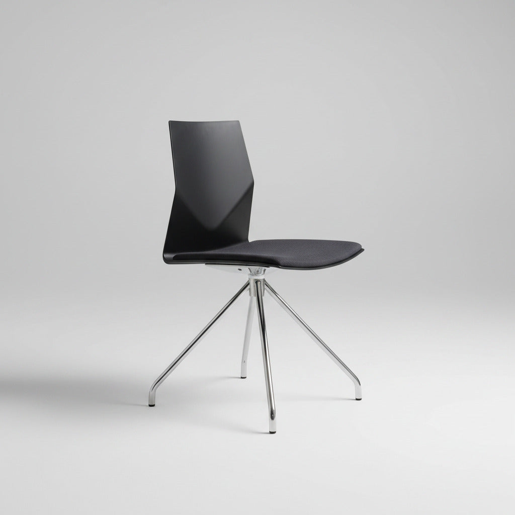 Four Design FourCast2 One sort polstret mødestol med krom drejestel set skråt