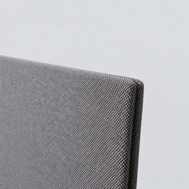 Holmris B8 bordskærm 160x65 cm i gråbrun med monteringsbeslag – set bagfra