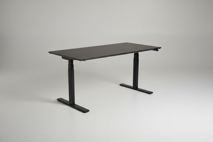 Holmris B8 hæve-sænkebord i sort linoleum 180x80 cm set fra skrå vinkel