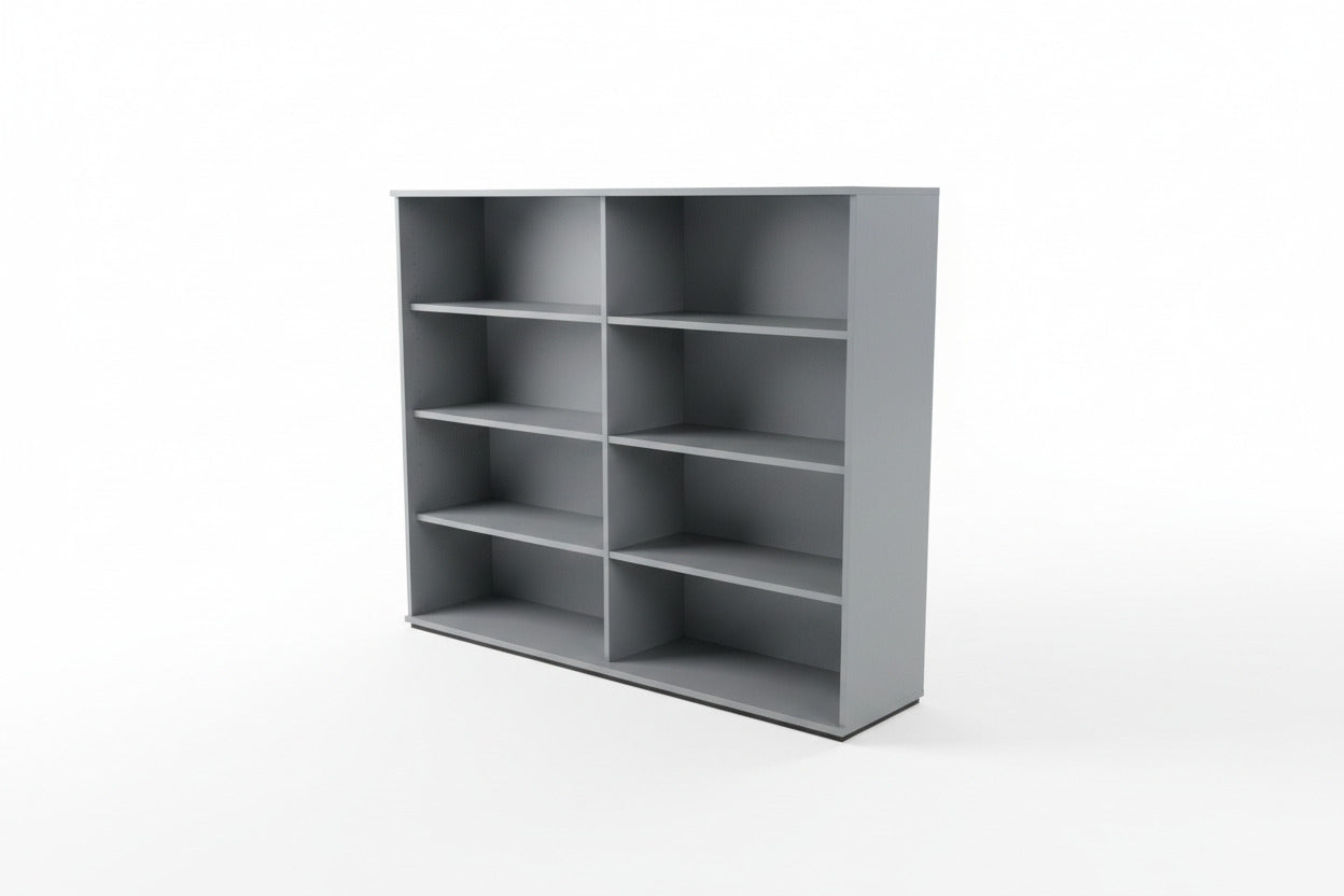 Holmris B8 reol i antracitgrå set fra skrå vinkel med 8 hylder og stor opbevaringsplads.