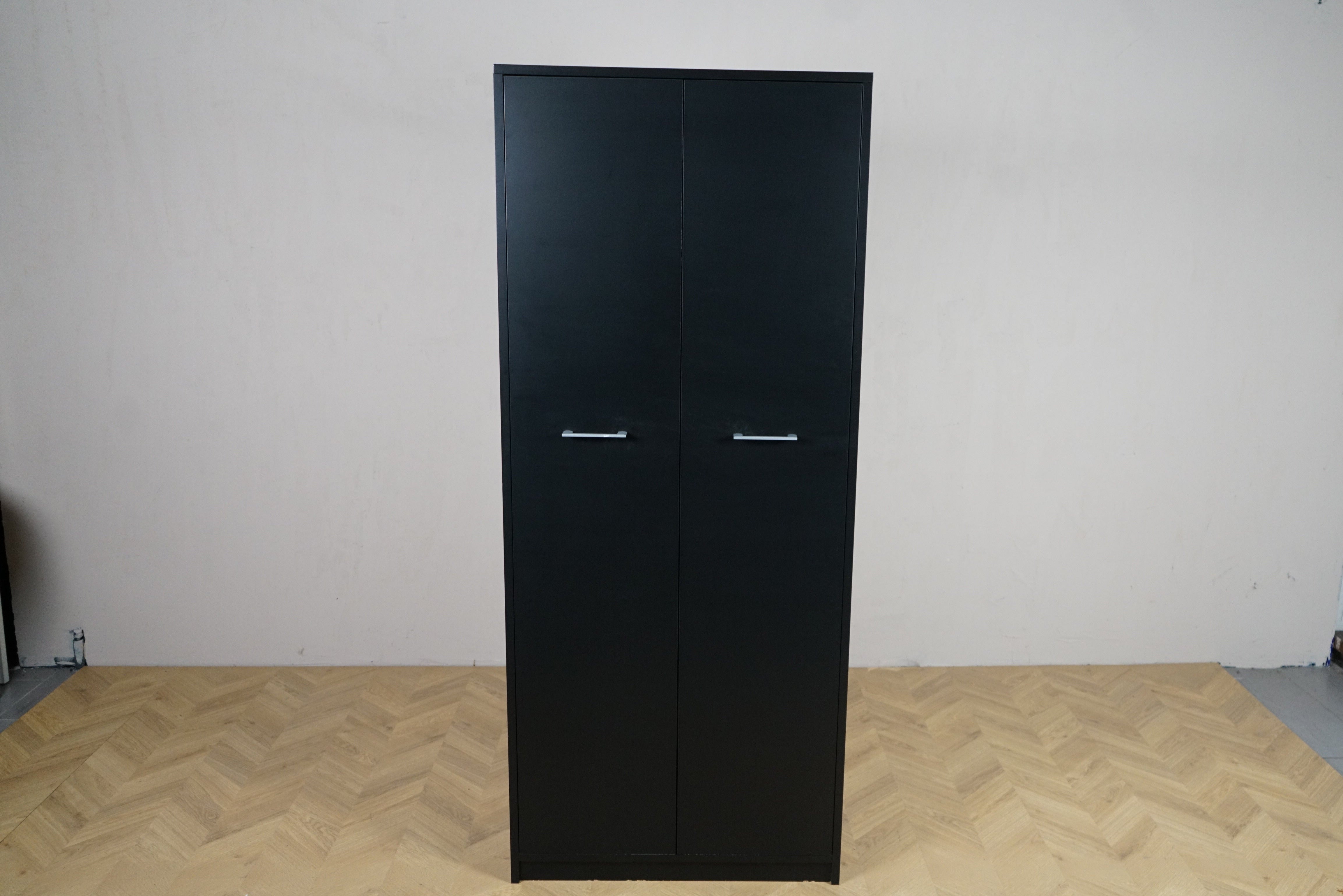 Holmris højt skab i sort – kontorskab med dobbeltdøre, mål 78x35x186 cm