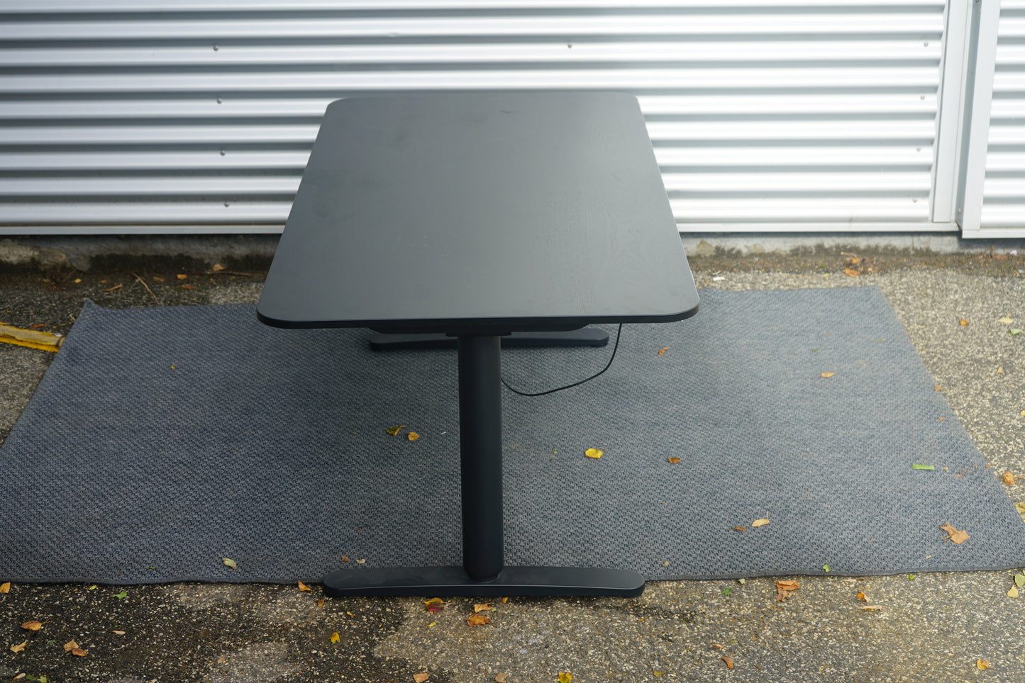 IKEA Bekant hæve-sænkebord – moderne ergonomisk skrivebord i sort