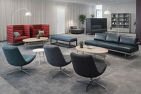 Loungemøbler i et lounge rum