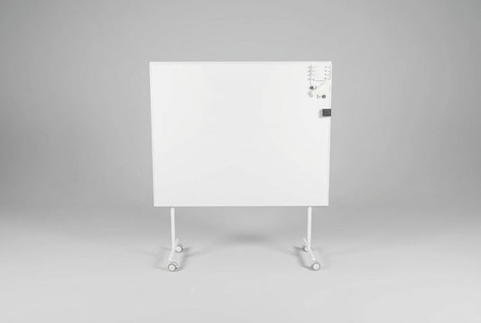 Mobilt whiteboard på hjul med stålkeramisk skriveoverflade og hvidt stel, 150 x 120 cm, set forfra.