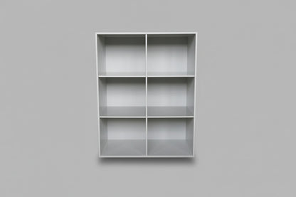 Montana reol med 6 rum set forfra i klassisk og eksklusivt design