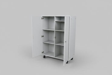 Montana reol i lys grå set forfra med åbne rum og brugsspor