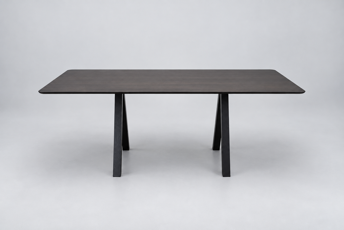 Norr11 spisebord og mødebord 200x95 i mørkt egetræ – front