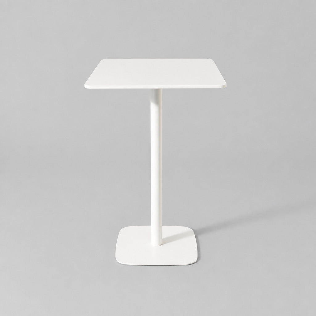 Pedrali Stylus ståbord 70x70 cm H105 med hvid bordplade og afrundede hjørner – set forfra