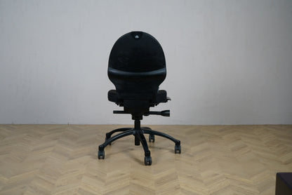 RH Extend sort kontorstol set bagfra