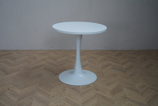 Rundt kaffebord og loungebord Ø65 cm i hvid laminat med hvidt søjlestel set forfra