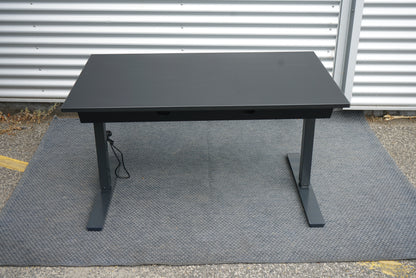 Scanoffice hæve-sænkebord 120x80 cm i sort Soft Nano laminat set bagfra – stilrent ergonomisk kontorbord