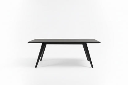 Sort spisebord 200×100 cm set forfra – velegnet som kantine- og mødebord