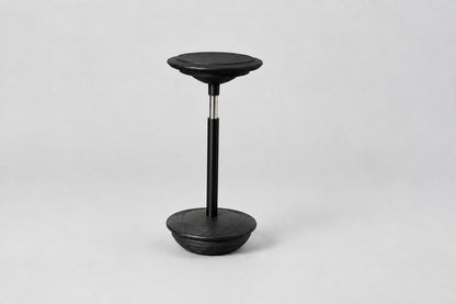 Wilkhahn Stitz ergonomisk balancestol i sort – front
